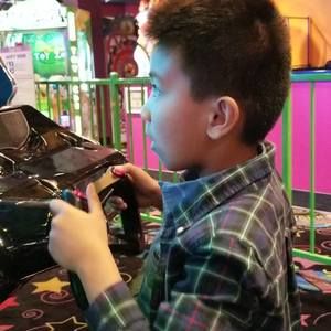 Meet your Posher, Aivy